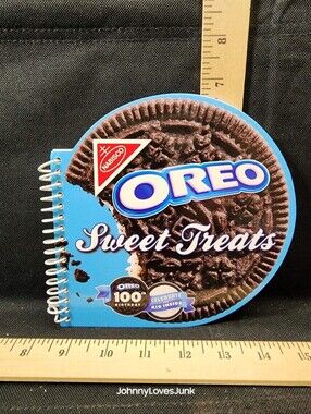 Oreo Cookie Sweet Treats Recipes Cookbook Complete Used